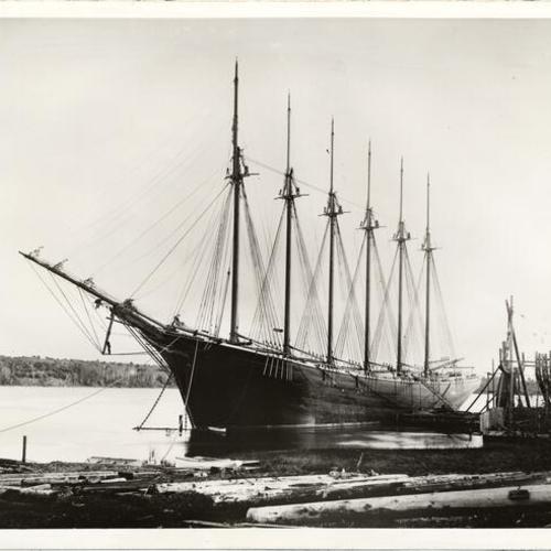[Six masted schooner "Eleanor A. Percy"]