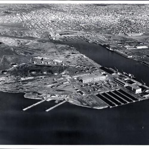 [Aerial view of Richmond shipyard]