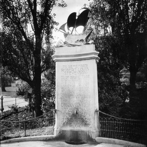 [Robert Louis Stevenson monument]