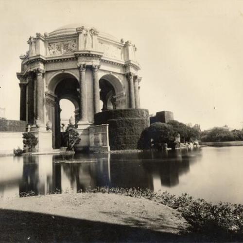 [Dome, Living Hedge, and Lagoon of Palace of Fine Arts]