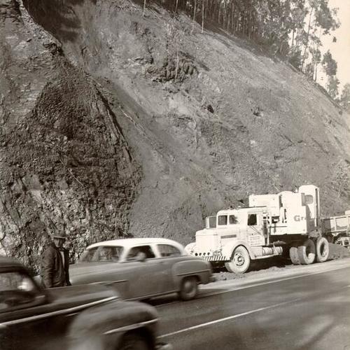 [Site of landslide on the Waldo approach to the Golden Gate Bridge]