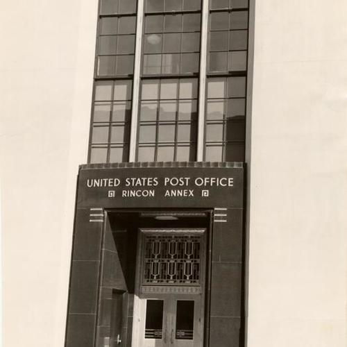 [Main entrance to the new Rincon Annex Post office]
