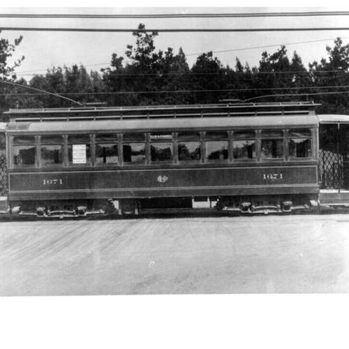 [United Railroad streetcar number 1671]