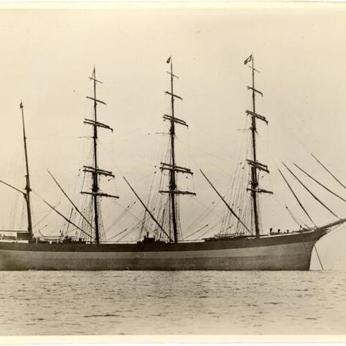 [Sailing ship "Somali"]