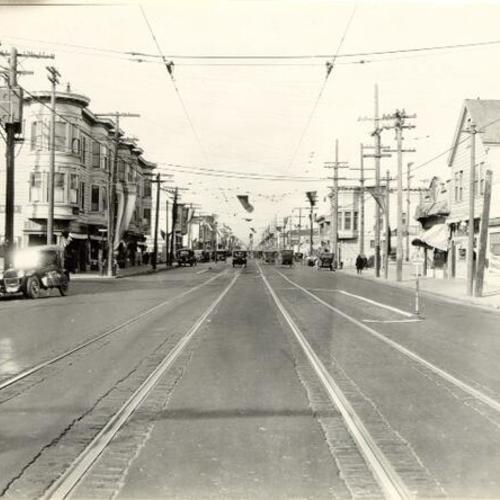 [Mission Street at Onondaga and Russia, looking north]