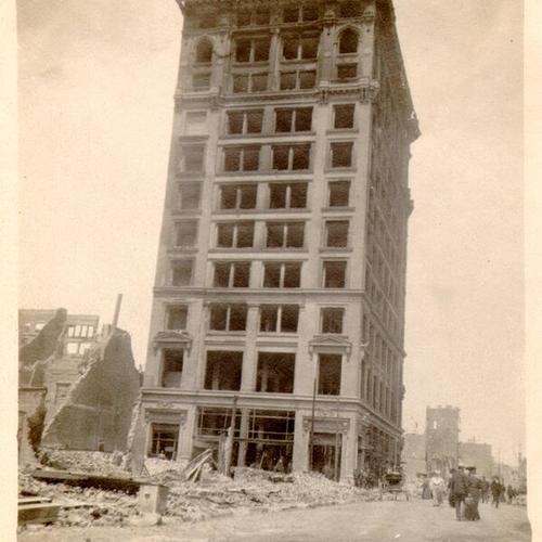 [Shreve Building, located on Post and Grant, destroyed by the 1906 earthquake and fire]