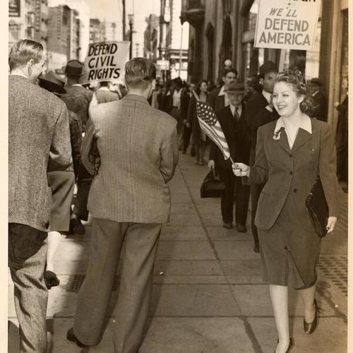 [American peace mobilization members parading before the San Francisco Chronicle for advocating the use of U.S. vessels to carry war supplies to England]