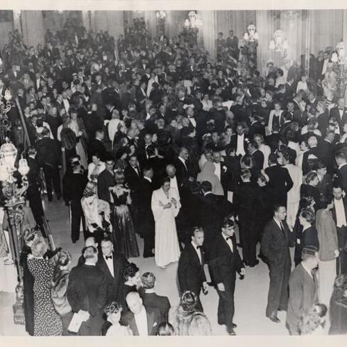 [Crowd in foyer of San Francisco Opera House]