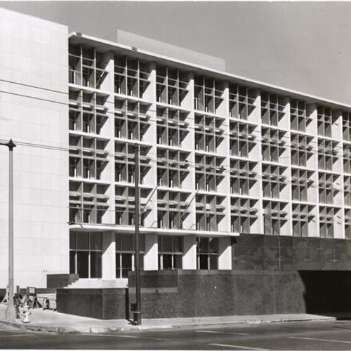 [Hastings Law School at McAllister and Hyde streets]