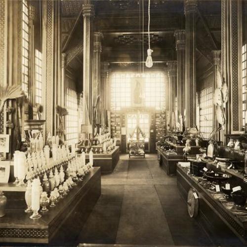 [Interior of the Pavilion of Siam at the Panama-Pacific International Exposition]