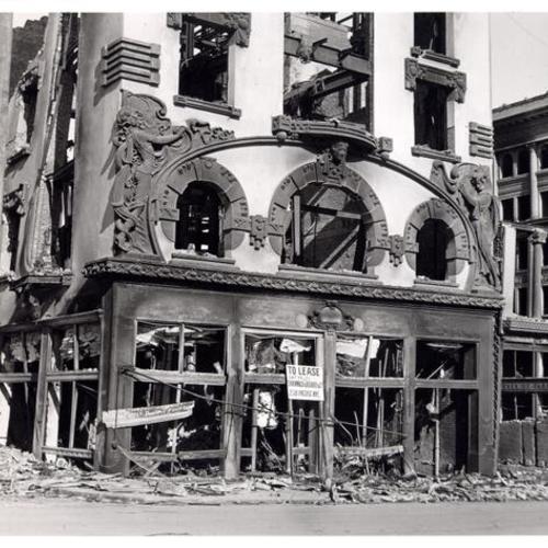 [Ruins of the Dana Building at 212 Stockton Street, after the 1906 earthquake and fire]