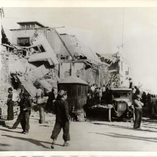 [Callao ruins in Peru after May 24th 1940 earthquake]