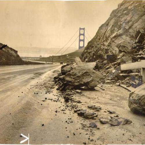 [Rock slide on the Waldo approach to the Golden Gate Bridge]
