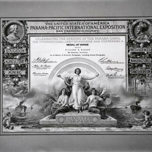 [Medal of Honor for photographer Willard E. Worden from the Panama-Pacific International Exposition]