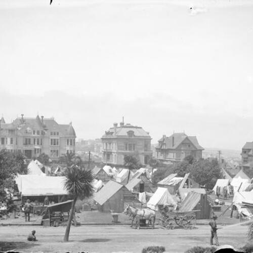 [Refugee camp at Lafayette Square after the 1906 earthquake and fire]