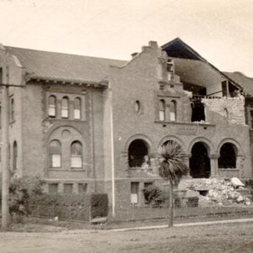 [Kip Orphanage, damaged by the 1906 earthquake and fire]