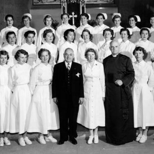 [1954 graduates of the Franklin Hospital School of Nursing]