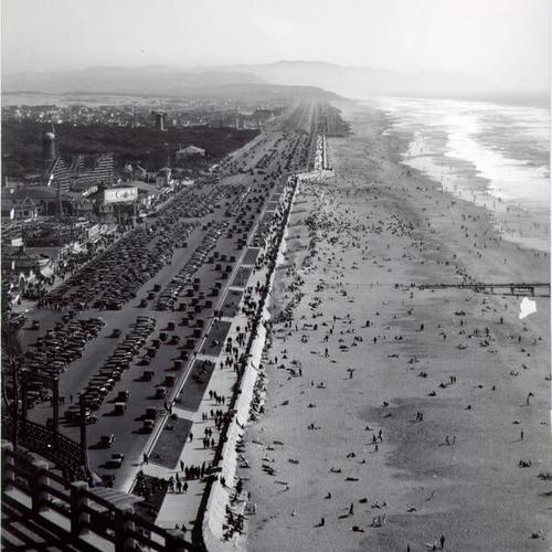 [View of Ocean Beach, Playland and Great Highway from near the Cliff House]