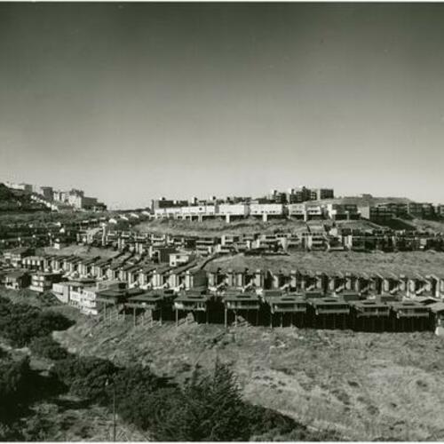 [Diamond Heights hillside laced with houses, view looking eastward above Glen Canyon]