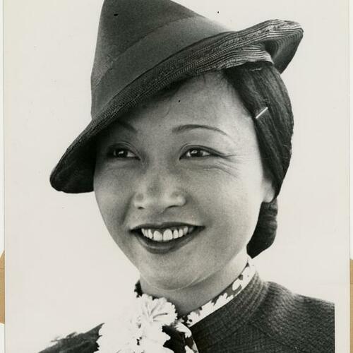 Anna May Wong in hat