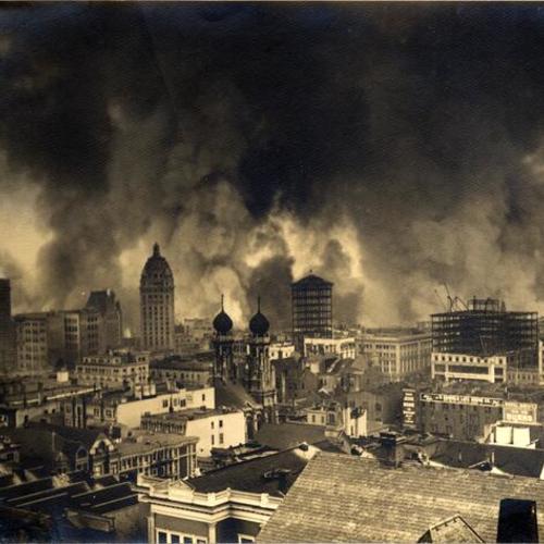 [View of San Francisco on fire from the Hopkins Institute]