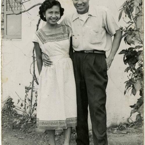 [Portrait of Grace's parents Jesse and Ramidos while visiting Hundred Islands, Philippines]