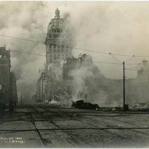 [Fire burning at 4th and Market streets]