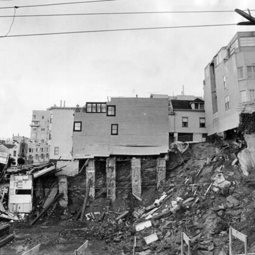 [House on Child Street, on the western slope of Telegraph Hill, prior to collapsing down hillside]