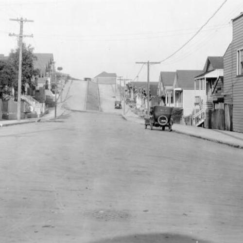 [View of Caine Avenue from Lakeview Avenue]
