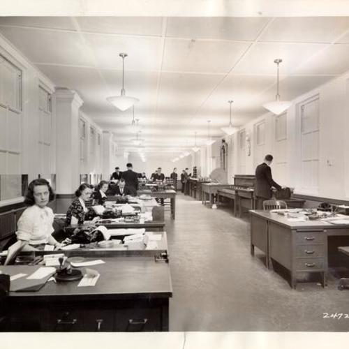 [Clerical room at the Crocker First National Bank of San Francisco]