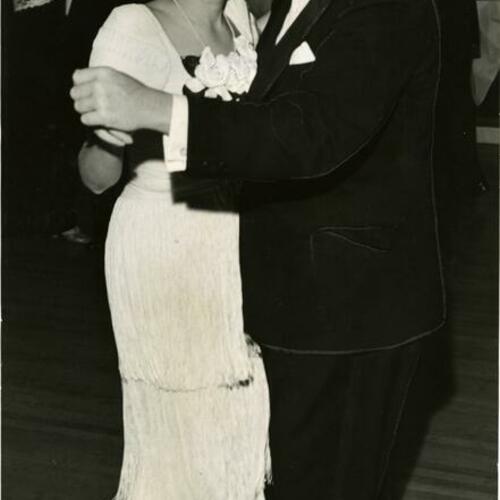 Gordon Tevis and wife dancing