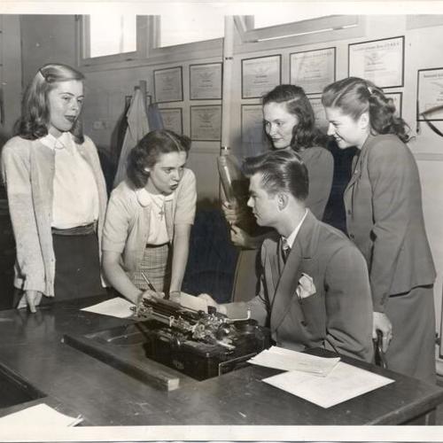 [Students registering to vote at City College of San Francisco]