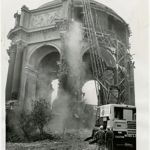 [Palace of Fine Arts being demoslished before reconstruction]