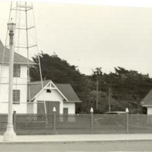 [U.S. Coast Guard Golden Gate Station at Ocean Beach]