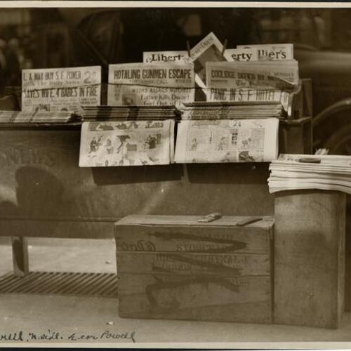 [Newsstand at O'Farrell and Powell]