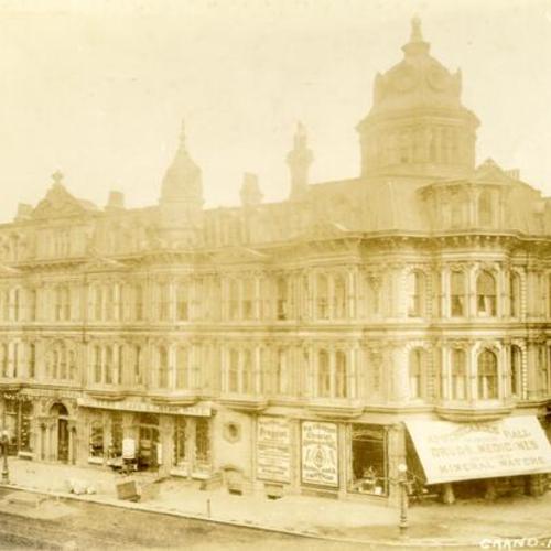 [Grand Hotel, Market Street and New Montgomery]