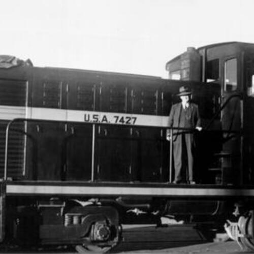 [U. S.  Army Transportation Corps Diesel Locomotive No. 7427 at Pier 45]