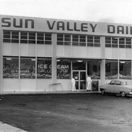 [Sun Valley Dairy, 300 Alemany Boulevard at Crescent]