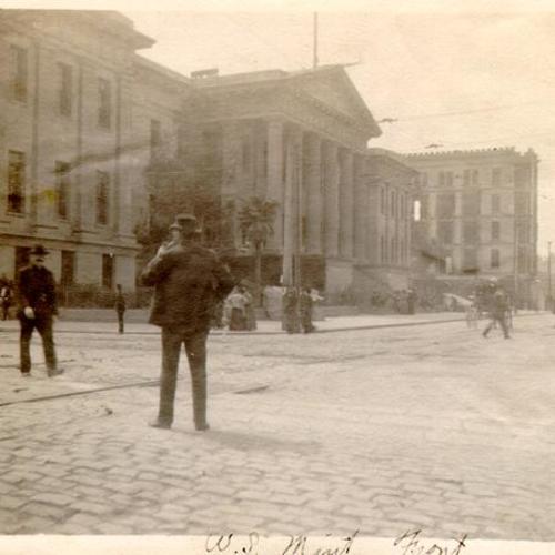 [Front view of U.S. Mint after the earthquake and fire in 1906]