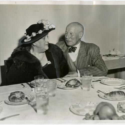 [Alma de Bretteville Spreckels and Paul Verdier at Palace of the Legion of Honor luncheon]
